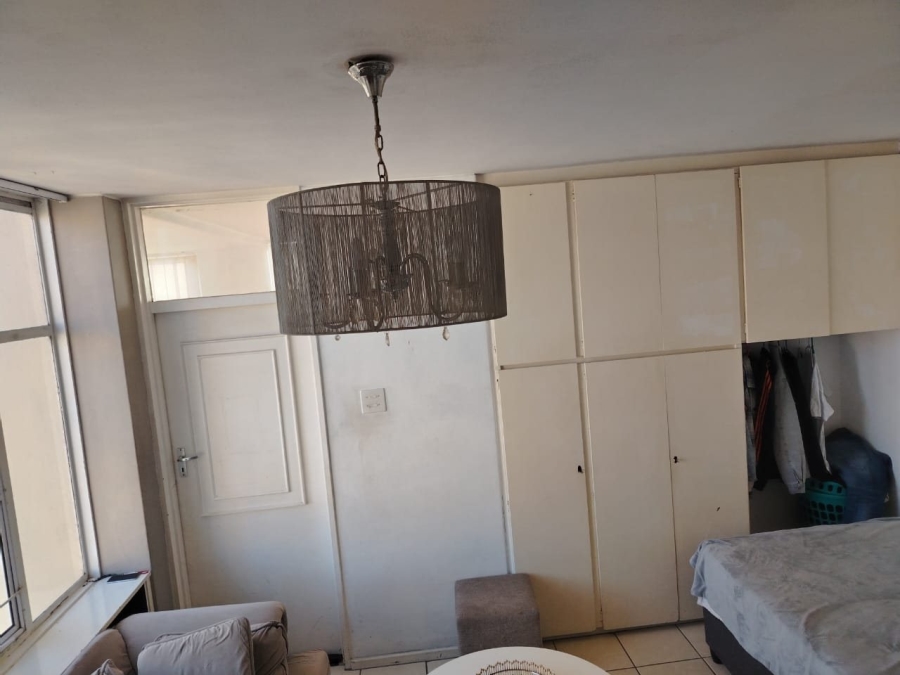 1 Bedroom Property for Sale in Bellville Central Western Cape